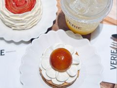 -VERIE BAKEHOUSE