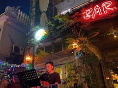 -城墙外BAR