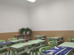 -赵汝飞练字硬笔书法(万宝财富商业广场店)