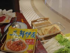 -沙胆彪炭炉牛杂煲(上海日月光广场店)