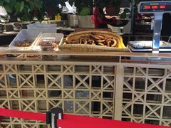 -三个四川人火锅(华联商厦店)
