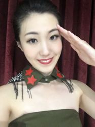 点击看大图 -完美新娘婚纱摄影