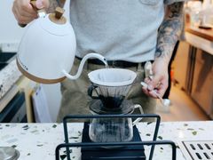 -Line 咖啡(石厦花园店)