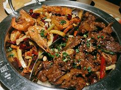 香辣虾牛仔骨-小鱼小牛·鱼牛干锅·脆鱼火锅(世欧广场店)