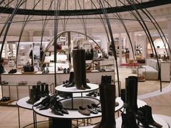 -乐蓬马歇百货公司(Rive Gauche)