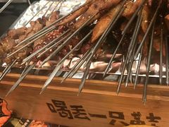 -喝丢一只鞋海鲜烧烤·海肠捞饭(文体街店)