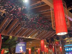 -野山舂·贵州现舂酸汤火锅(鸿通城店)