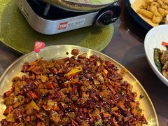 -川流不息·地道川菜·小龙虾(松东路店)