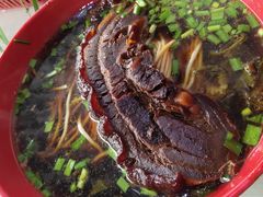 -小龙大肉面馆