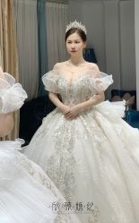 -欣薇婚纱(新源乐汇城店)