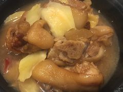 均安焖猪手-稻香酒家·33年老字号·港式粤菜(富邦中心店)