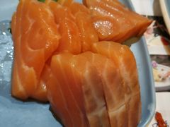 深海三文鱼刺身-蓝钻·国际美食海鲜自助百汇(西直门店)