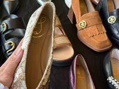 -广州周大福金融中心