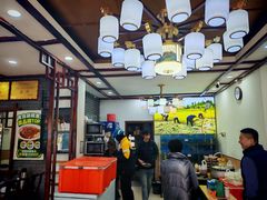 -湖南人家湘菜馆(镇江路店)