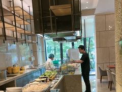 -厦门海沧正元希尔顿逸林酒店開全日餐厅