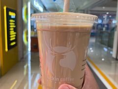 -瑞幸咖啡(武汉摩尔城L2层店)