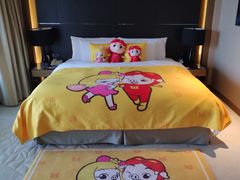 -上海滴水湖皇冠假日酒店