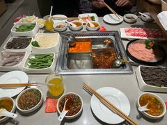 -海底捞火锅(高新万达店)