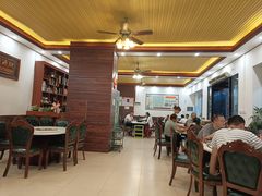 -叶记猪肚鸡(宝安椰林湾店)