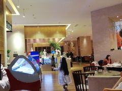 大堂-长沙三景韦尔斯利酒店·Oval全日制餐厅自助餐