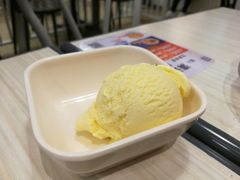 香草冰激凌球-满记甜品(巴黎春天宝山店)