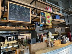 -Common Table · Brunch & Coffee