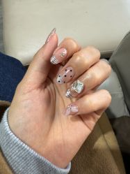 -晨·艺美甲美睫