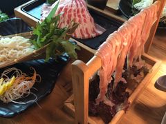-湊湊火锅·茶憩(杭州湖滨银泰in77店)