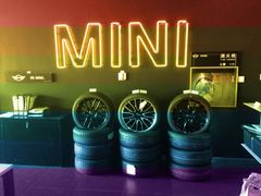 -上海普陀宝诚MINI4S店(红柳路店)