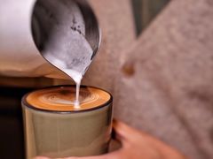 -潮一不贰·法式甜品·生日蛋糕·西式简餐(外滩店)