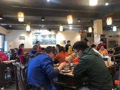 大堂-肖肖酸萝卜鱼火锅(总店)