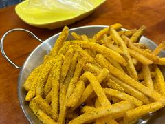 -BHC炸鸡(明洞总店)