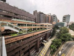 -香港大学