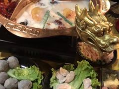 -江湖餐厅–重庆九宫格老火锅
