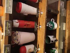 -星巴克臻选(盐城金鹰聚龙湖店)