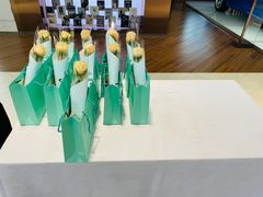 -宁波宝信宝马4S店(江北日湖店)