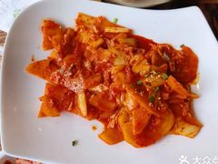 辣白菜炒土豆片-本粥&拌饭cafe(欧亚新生活店)