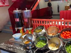 -何师傅美蛙鱼头(汉街店)