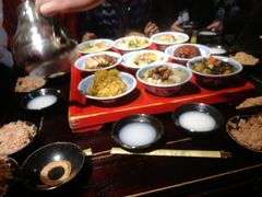 -蓝田九大碗民俗食府(蓝田店)