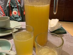 鲜榨苹果汁-山外山菜馆(玉泉路店)