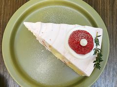 草莓糯米蛋糕-野路甜点铺(松柏路店)