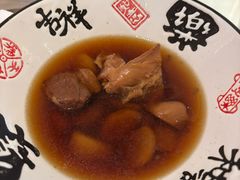 肉骨茶-怡咖啡海鲜自助餐厅(浦东香格里拉店)