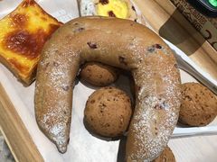-东哥面包(江宁大润发店)