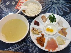 -建新园过桥米线(宝善街店)