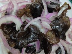 -撒拉人家.酸菜牦牛肉火锅