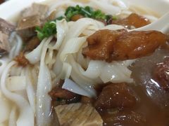 清汤腩拼牛板筋-荔林食店(西华路店)