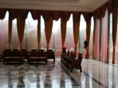 -金孔雀温泉旅游度假村