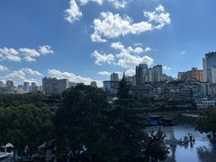 -包整·丝娃娃(一览甲秀楼风景店)