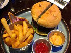 厚切培根陈皮牛肉汉堡-bluefrog蓝蛙(皇庭广场店)