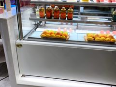 面包甜点陈列柜-奈雪的茶(华侨城创意园店)